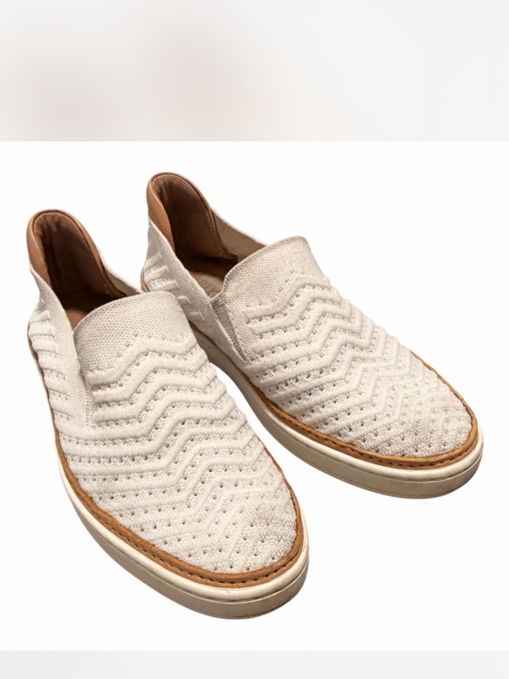 UGG White Weaver Sammy breeze slip on